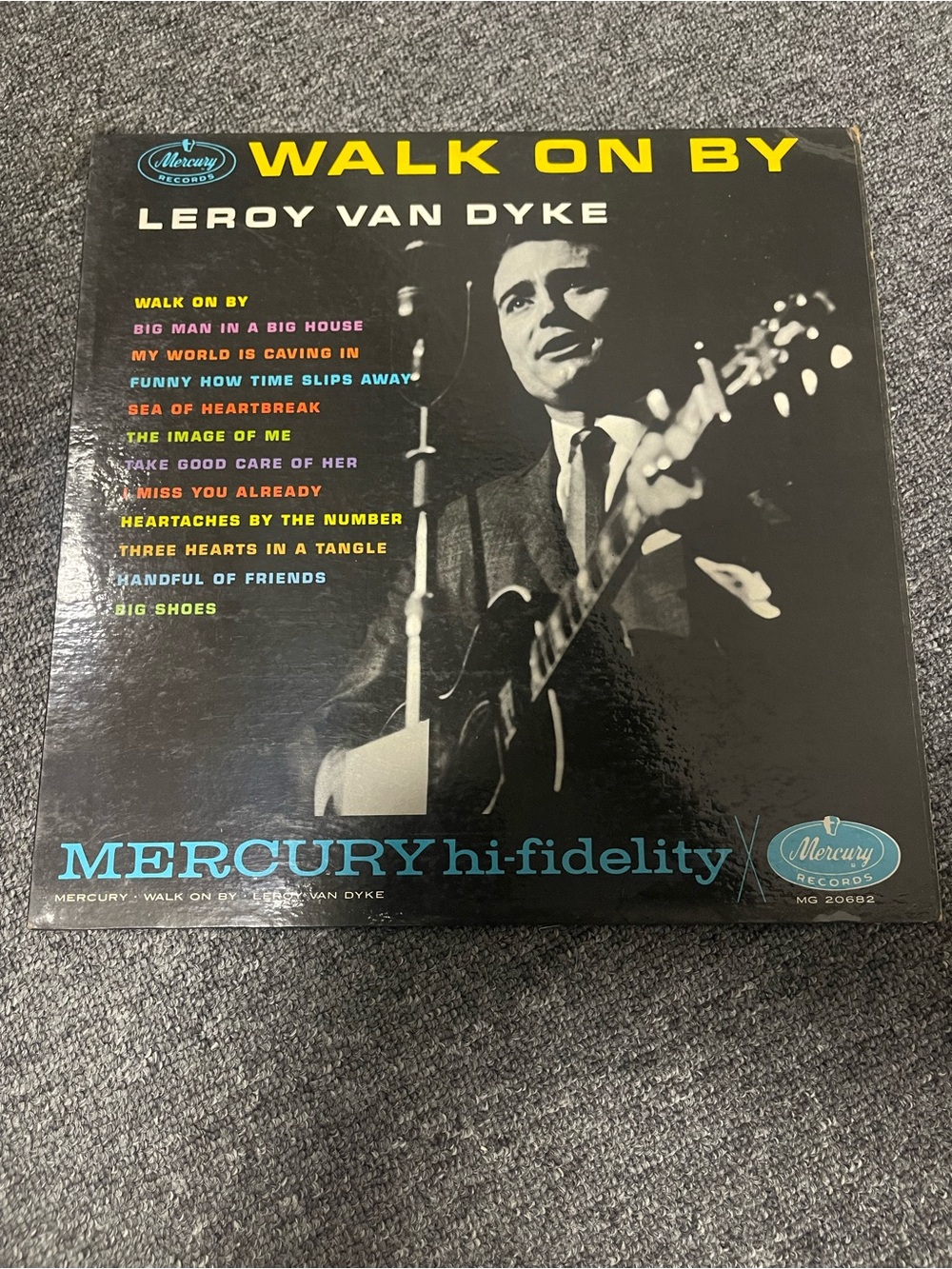 Leroy Van Dyke - Walk On By - Black Vintage Vinyl Album - 1961